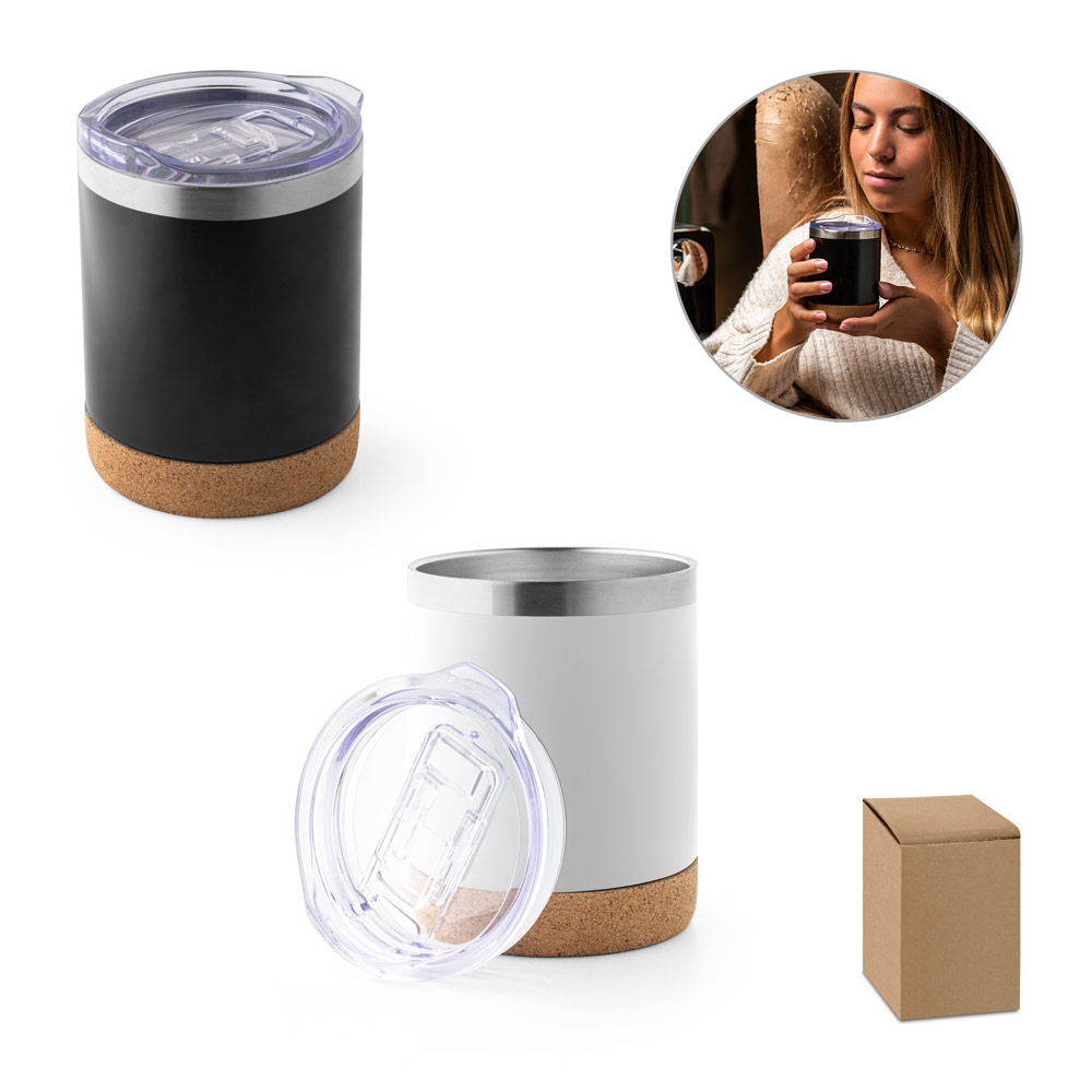 Vaso térmico de acero con base de corcho y tapa abatible en versiones negra y blanca, junto a su caja y foto de uso práctico.
